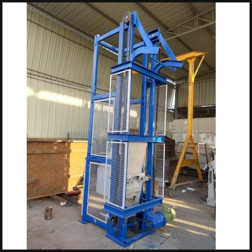 Vertical Conveyor
