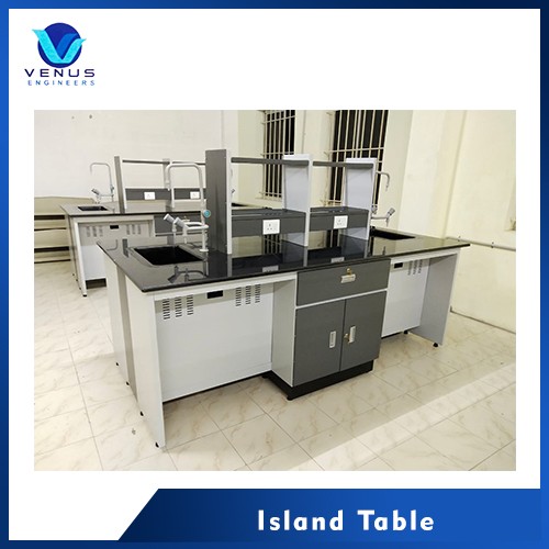 Lab Island Table