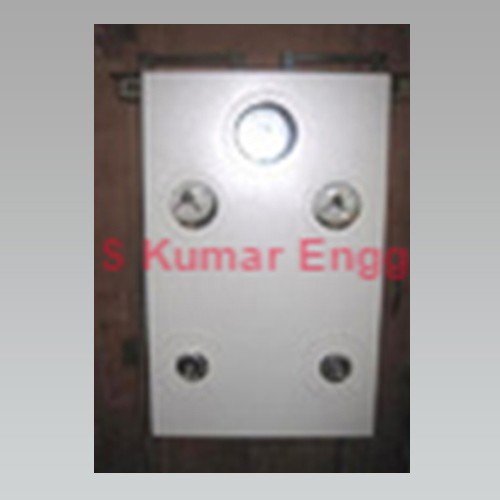 Oxygen/N2O Control Panel Board with Manifold Systems in Coimbatore